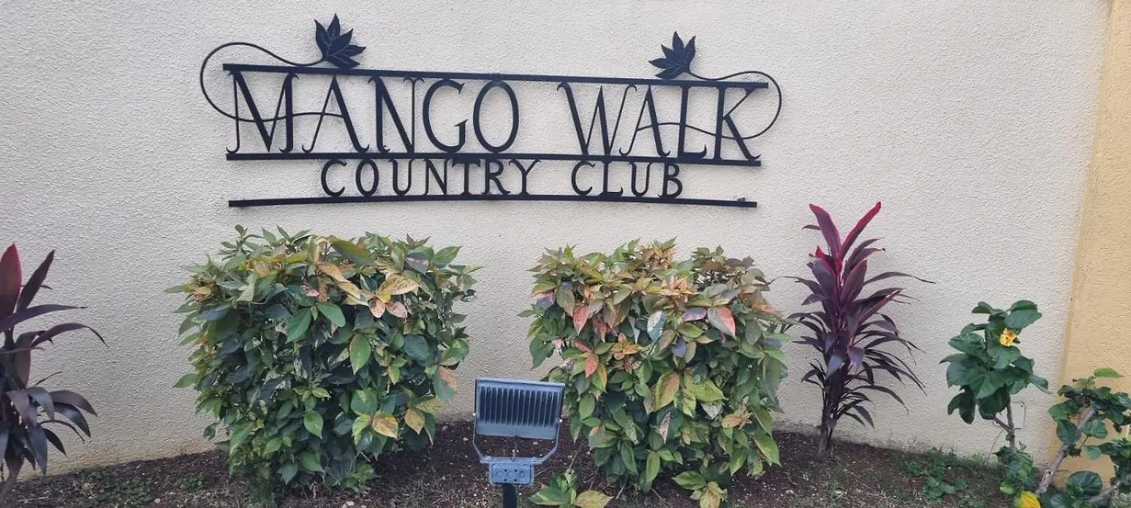 شقة Mango Retreat In Mango Walk Country Club مونتيغو باي جامايكا