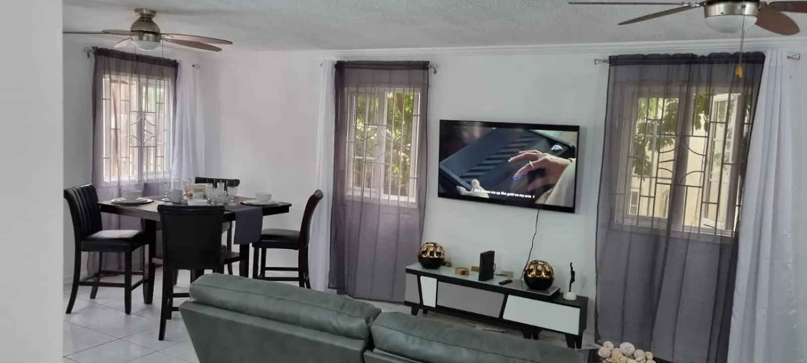 蒙特哥贝Mango Retreat In Mango Walk Country Club公寓 蒙特哥贝