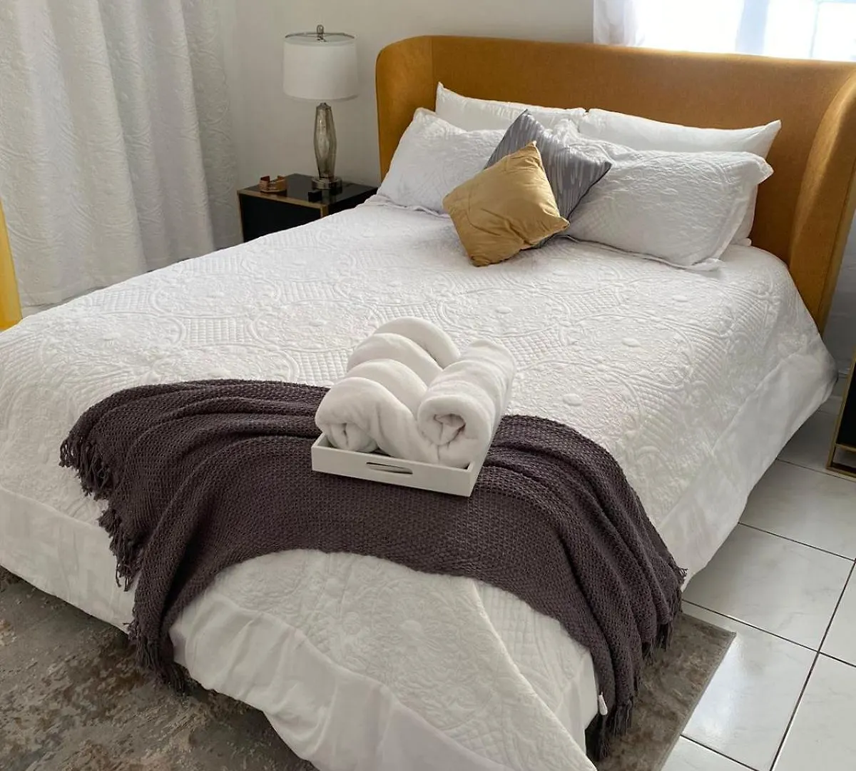 蒙特哥贝Mango Retreat In Mango Walk Country Club公寓