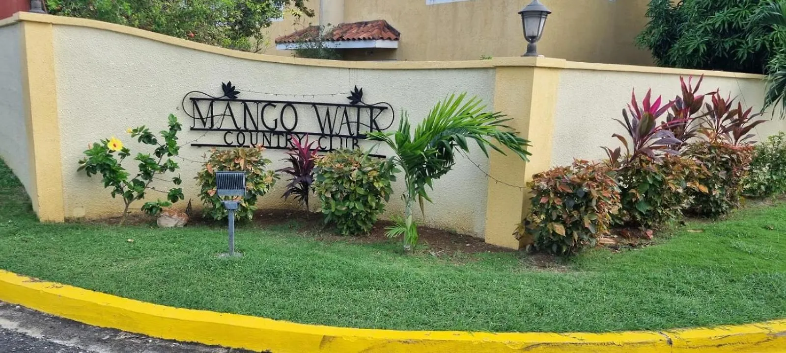 Mango Retreat In Mango Walk Country Club Apartment Montego Bay 0*,